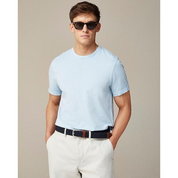 NWOT J. Crew Men's Classic Fit Broken-in T-Shirt Shirt Sleeve Solid Blue Size L - Picture 1 of 9